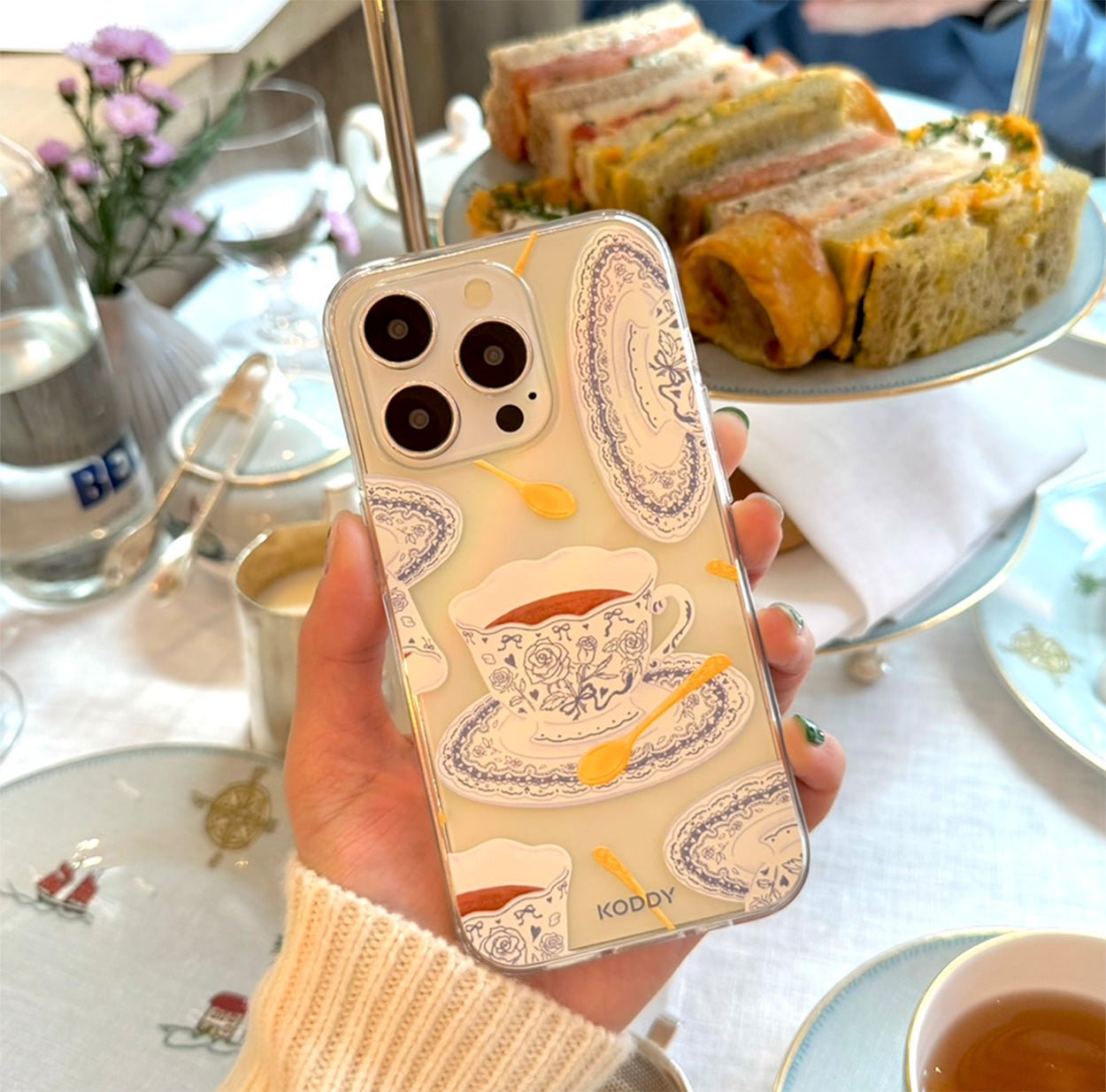 Classic Tea Cups Phone Case - KODDY